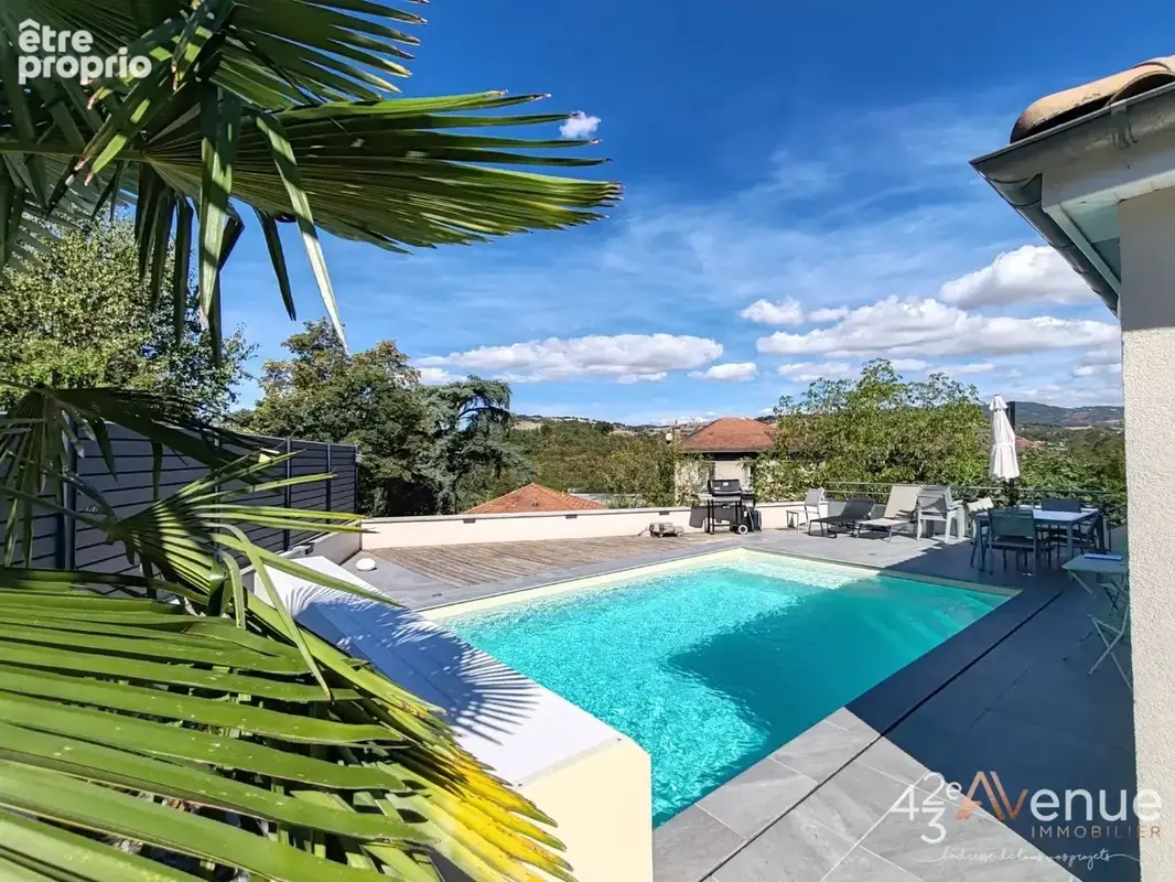 Maison 5 pièces 116 m² à vendre à Saint-Chamond (42400) - photo 2