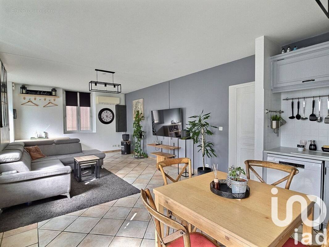 Photo 1 - Maison à SALLES