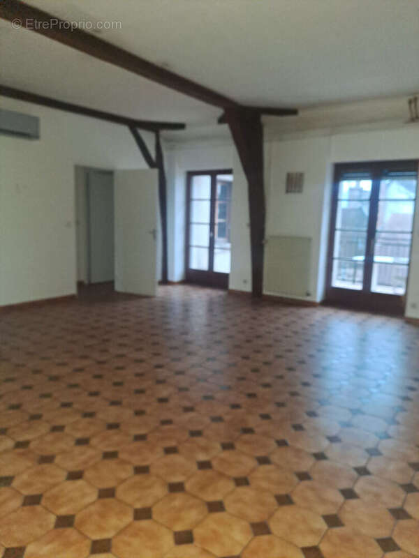 Appartement à NEMOURS