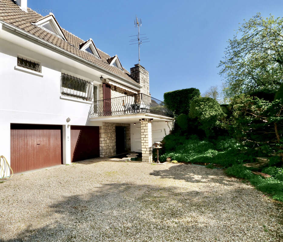 Maison 165 m² à Thomery  - photo 1