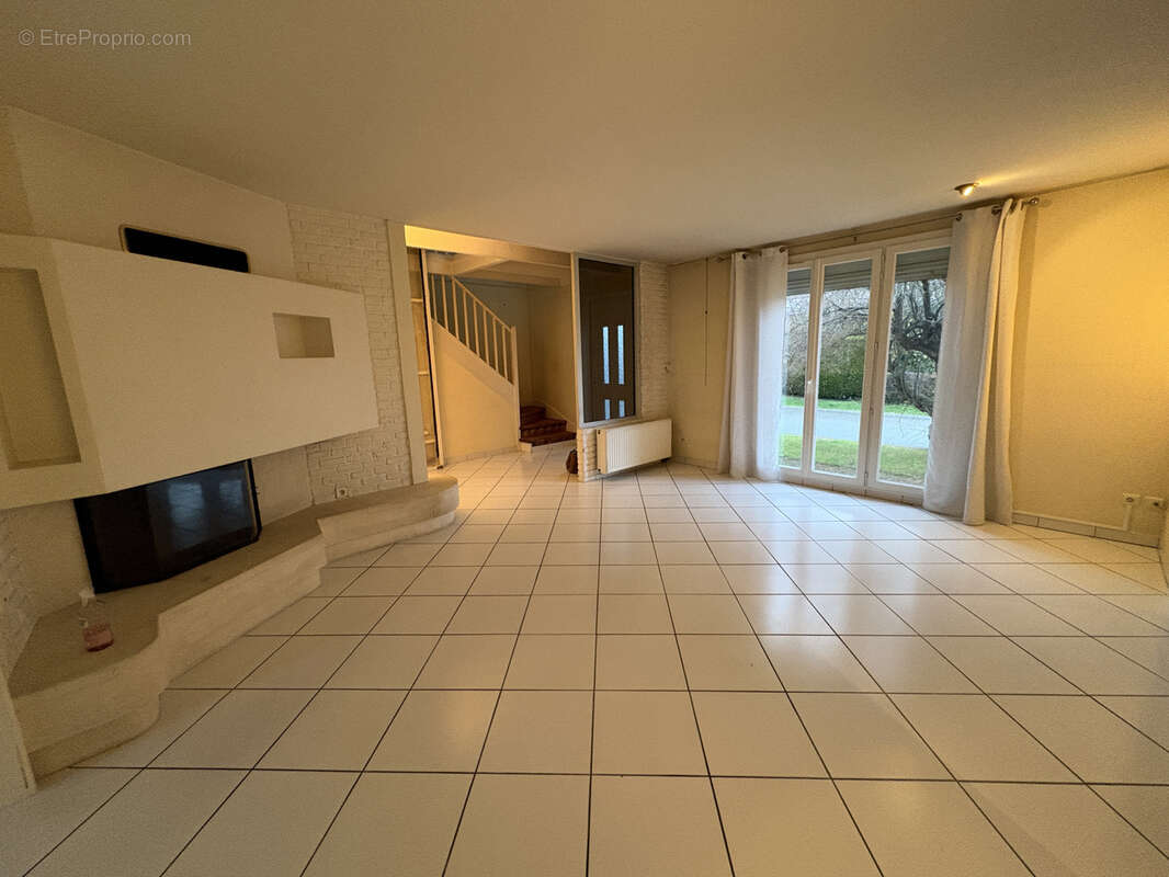 Maison à SAINT-ANDRE-LES-VERGERS