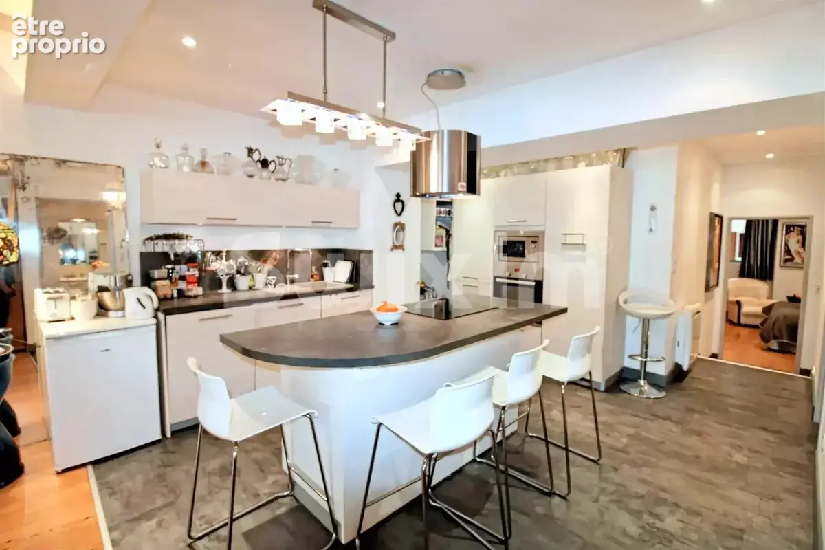 Appartement à AIX-LES-BAINS