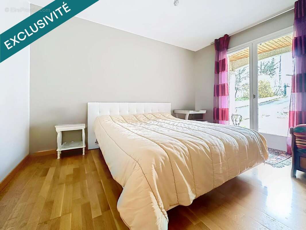 Photo 7 - Maison à LA ROCHE-NOIRE