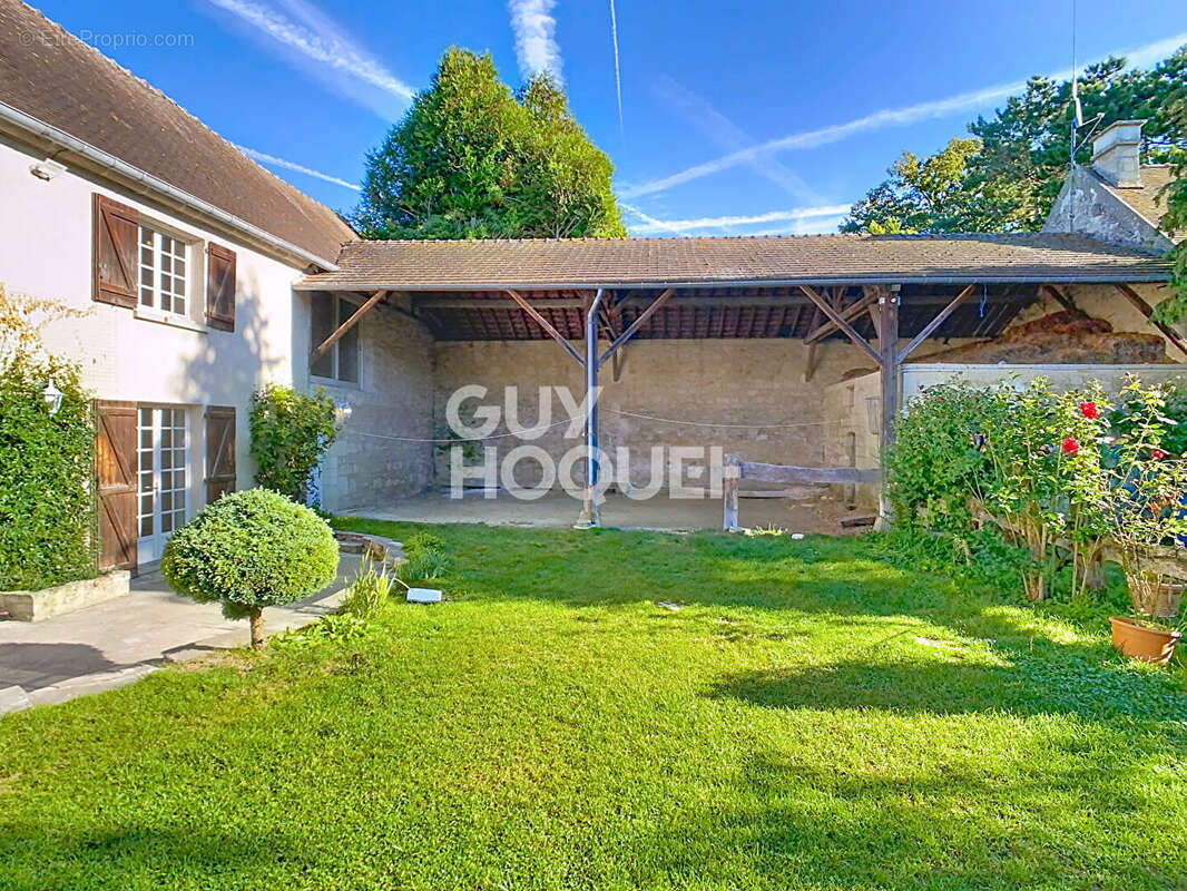 Maison à FRESNOY-LA-RIVIERE