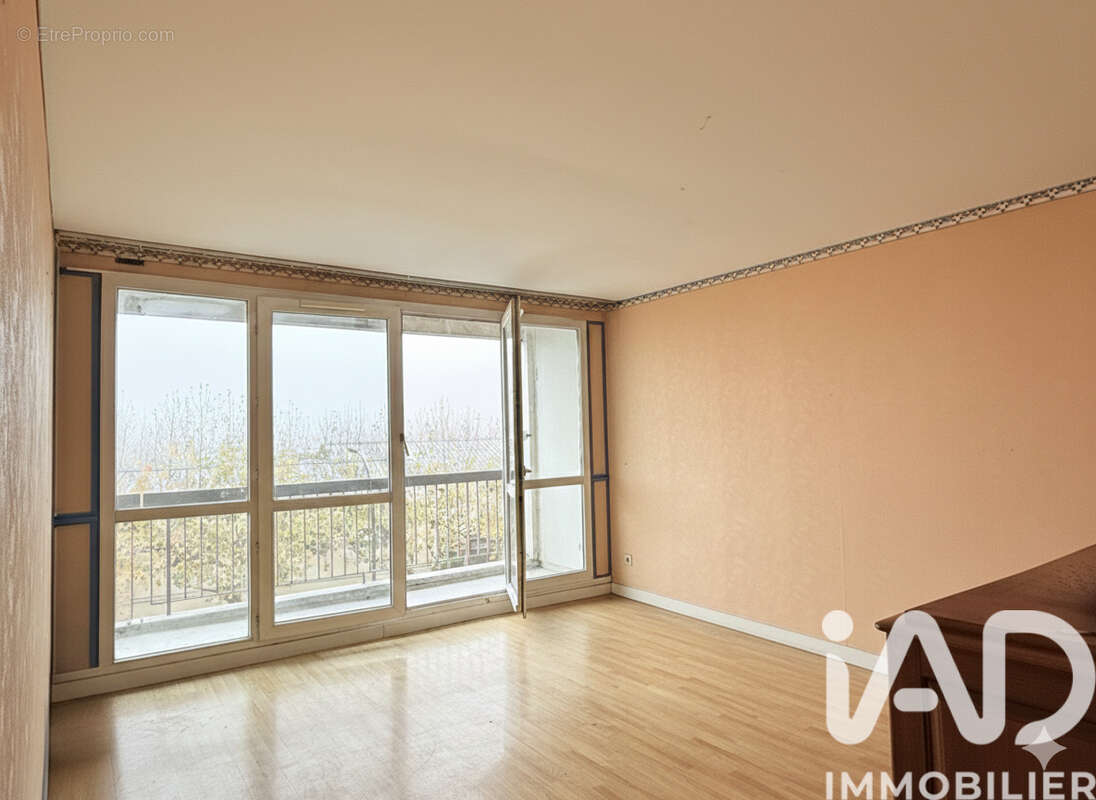 Photo 2 - Appartement à VITRY-SUR-SEINE