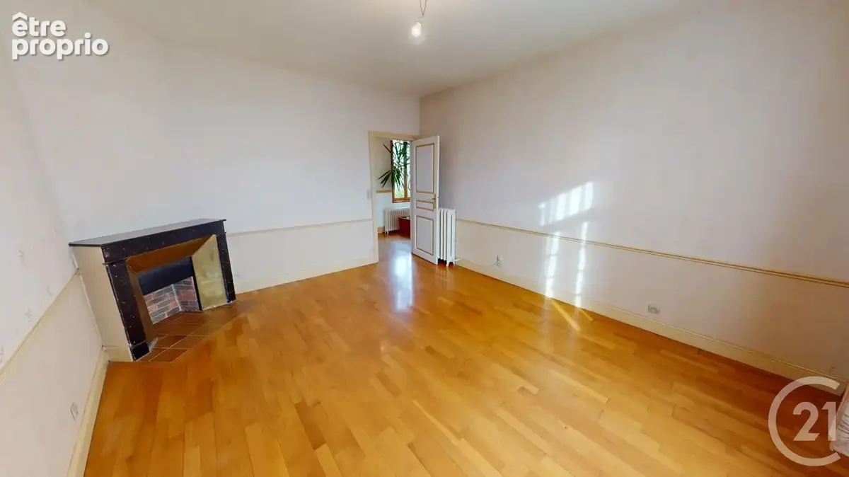 Maison 7 pièces 158 m² à vendre à Saint-Quentin (02100) - photo 9