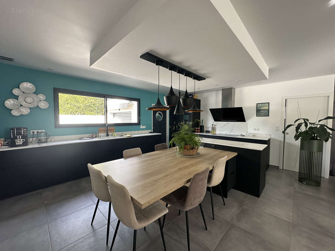 Maison à GUJAN-MESTRAS