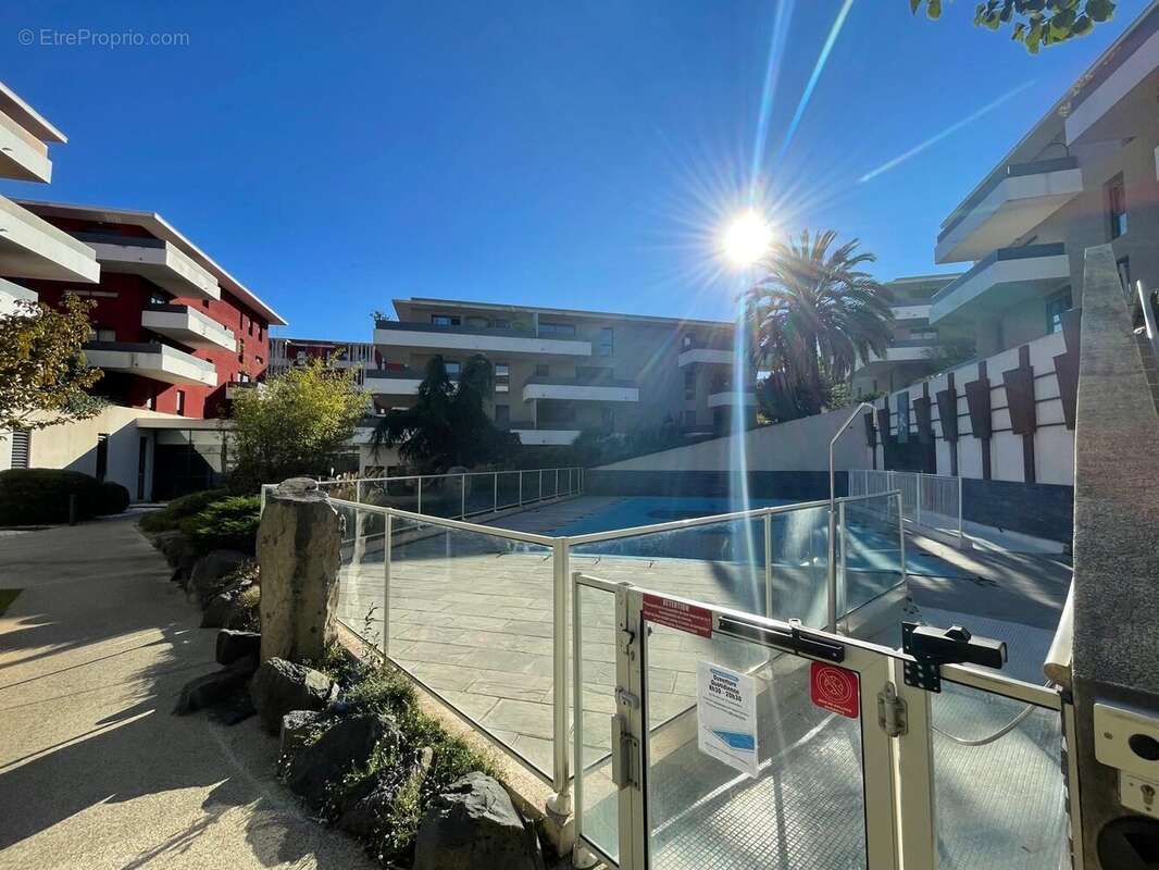 Appartement à JUVIGNAC