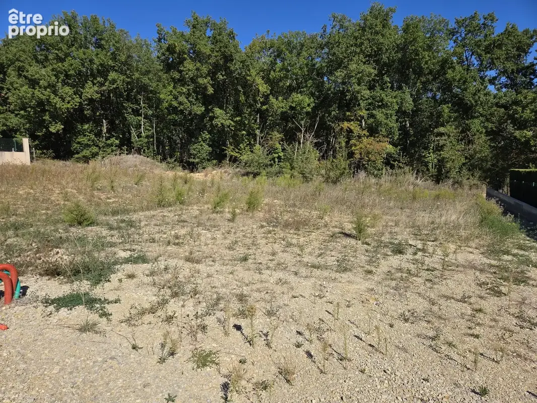 Photo Terrain à Valdivienne au prix de 49 000€