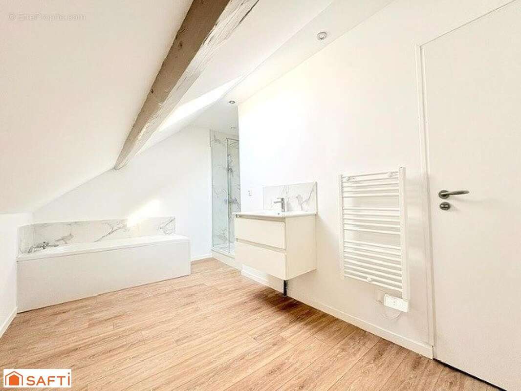 Maison 88 m² à Valenciennes  - photo 3