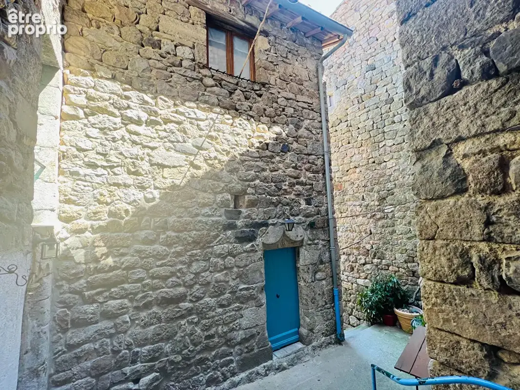 Maison à ANTRAIGUES-SUR-VOLANE