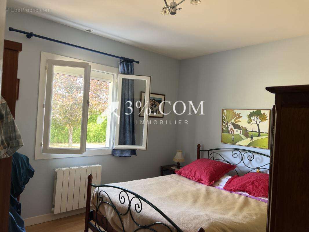 3%. com immobilier à bonnes - photo 13