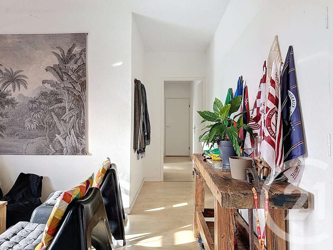 Appartement à LE BOUSCAT