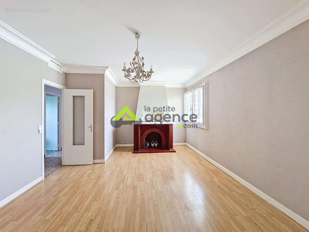 Maison à SAINT-FIEL