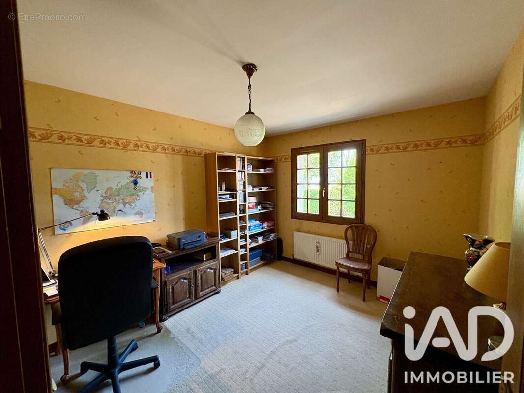 Maison 141 m² à Veretz  - photo 9