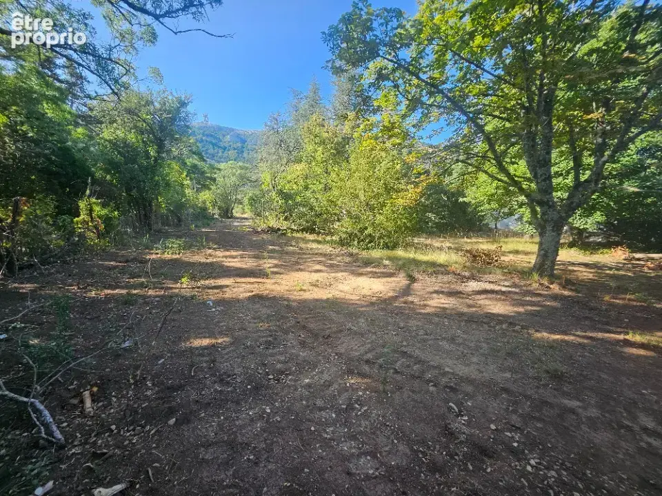 Terrain 167 m² à Plan-D'aups-Sainte-Baume  - photo 5