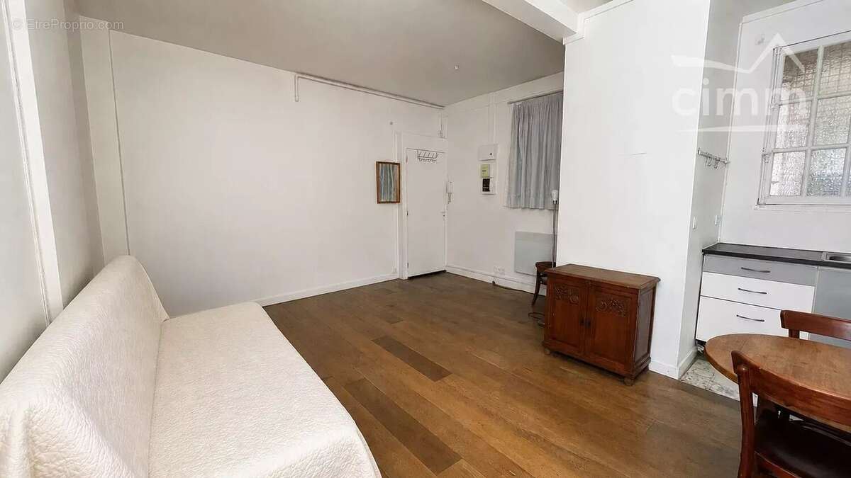 Appartement à PARIS-19E