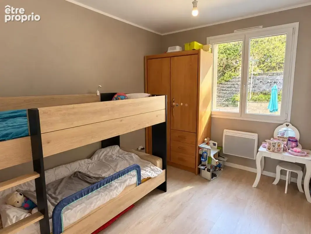 Pavillon individuel - 3 chambres - garage - jardin - photo 5