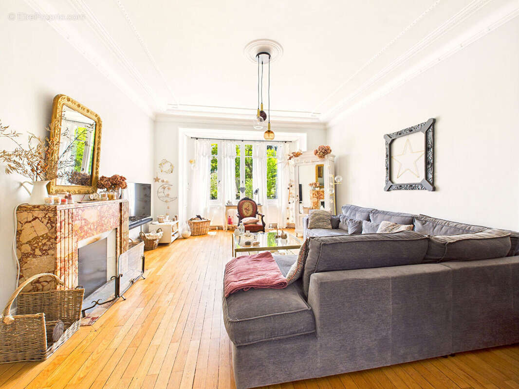 Maison à ROMANS-SUR-ISERE