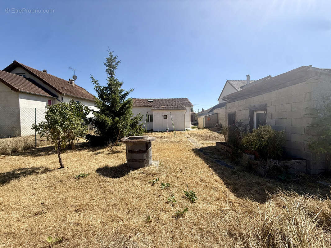 Maison avec jardin et garage à Monéteau, proche d'Auxerre - photo 11