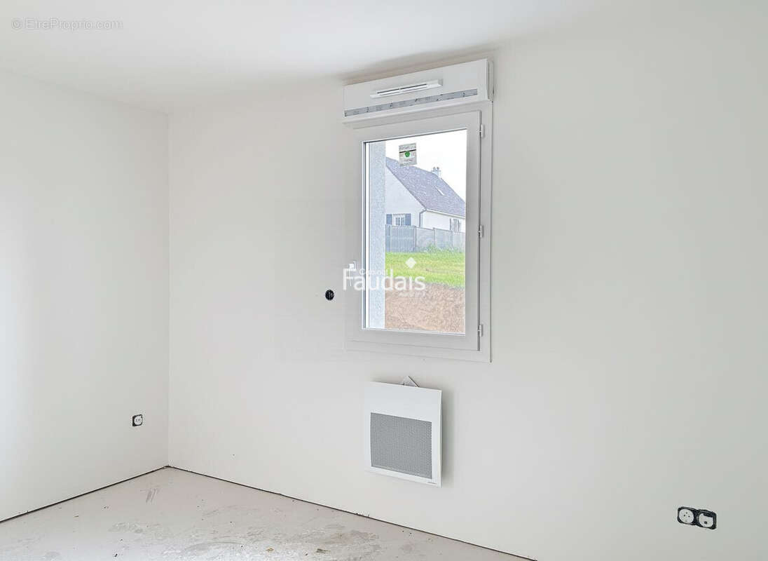 Maison 85 m² à Saint-Sauveur-Lendelin  - photo 7