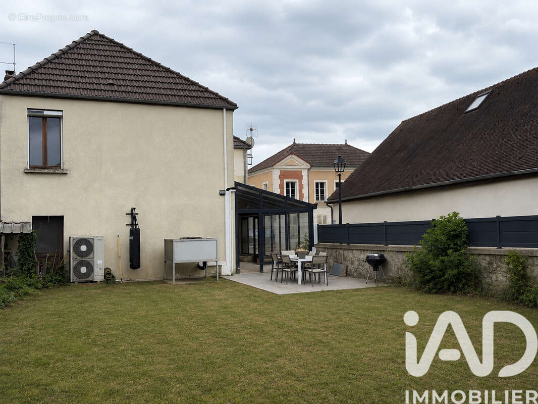 Photo 3 - Maison à LA FERTE-GAUCHER