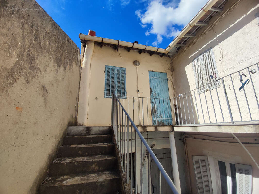 Appartement à MARSEILLE-16E