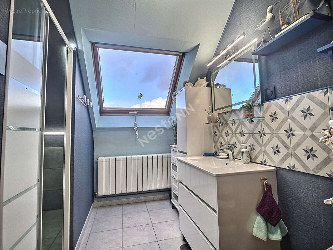 Maison Forbach - 3 Chambres - 137 m2 - Rue calme - proche commodités - Terrain 6,01 ares - photo 10