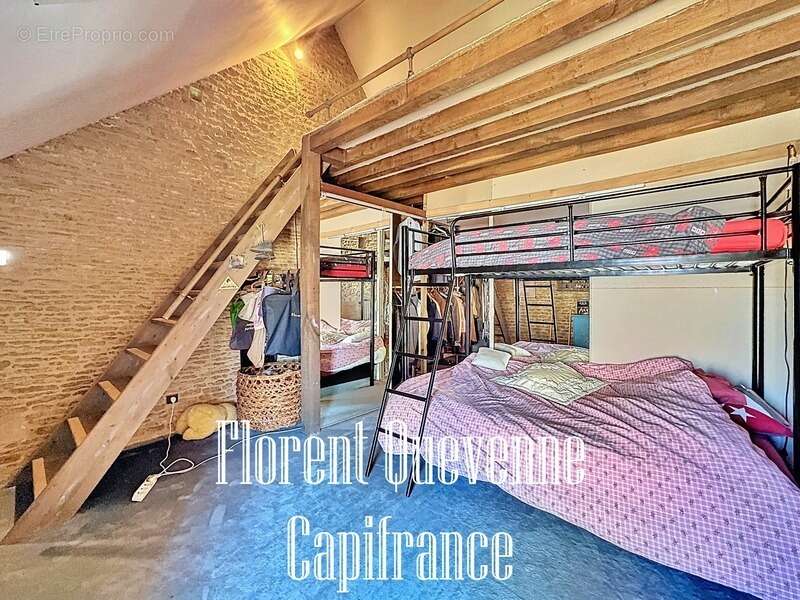 Maison + gîte à vendre à Valambray - photo 17