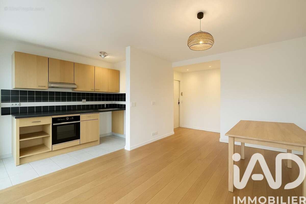 Photo 2 - Appartement à ASNIERES-SUR-SEINE