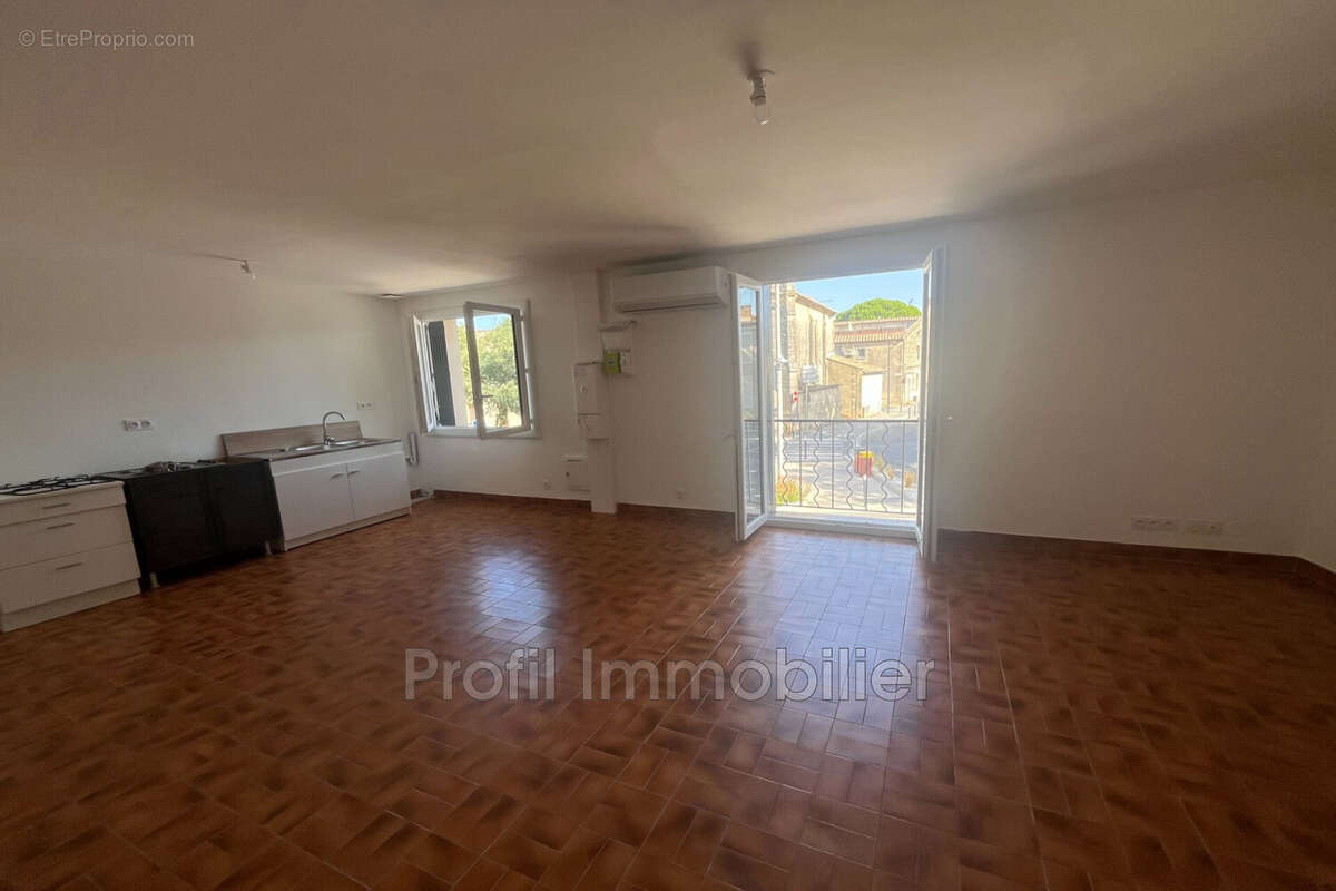 Maison 140 m² à Marsillargues  - photo 4