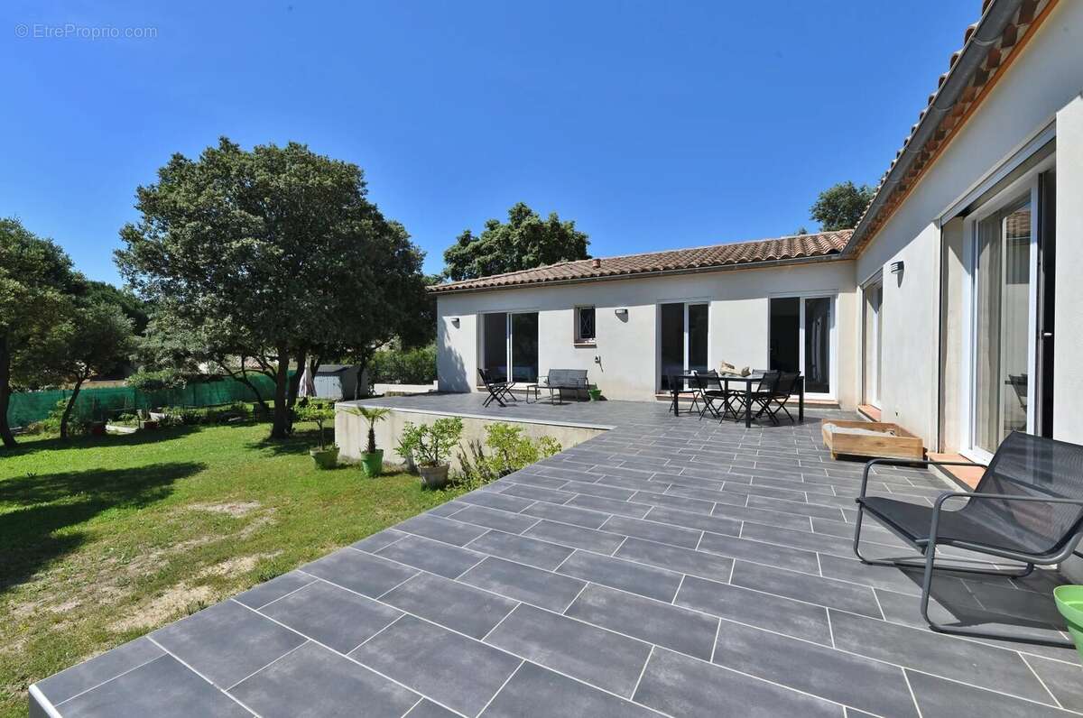 Maison à UZES