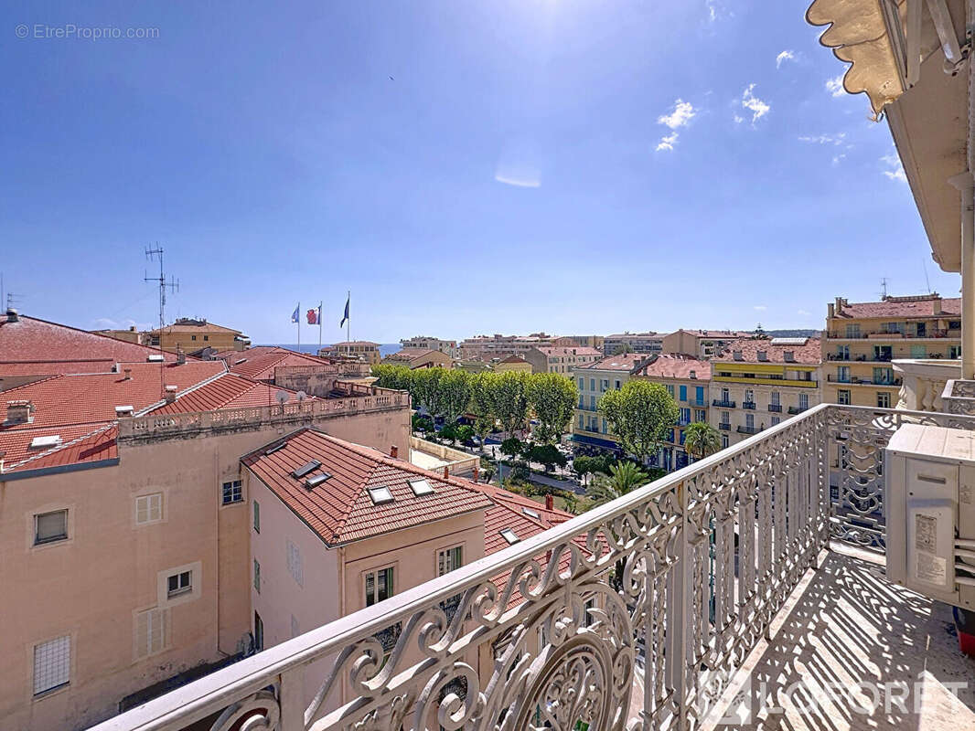 Appartement à MENTON