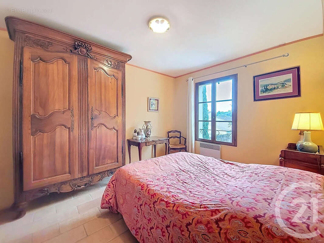 Maison à SORGUES