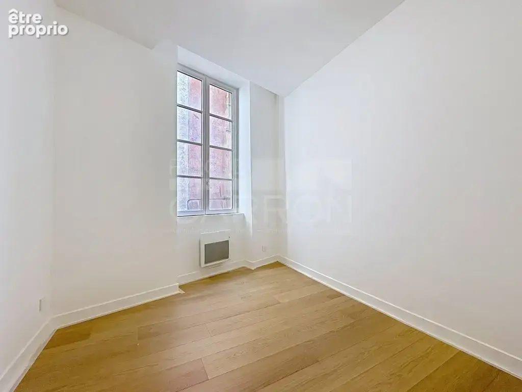 Lyon 5 vieux lyon - metro st jean t3 57m² 315000€ - photo 4