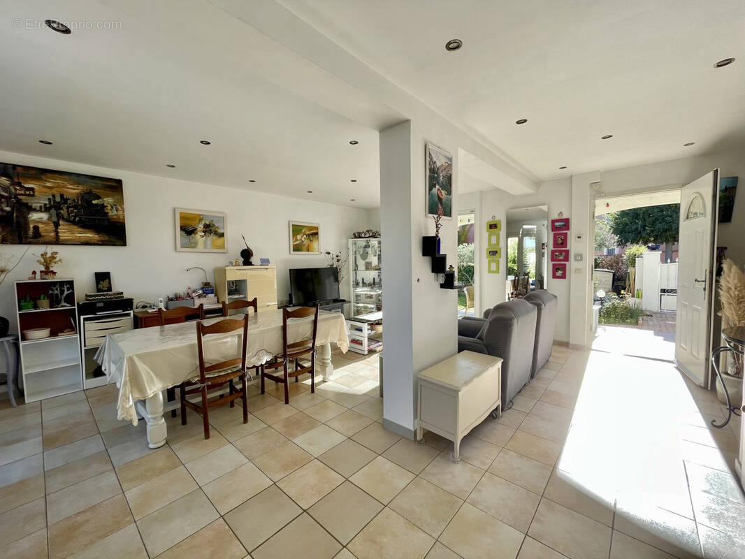 Maison à LA FARLEDE