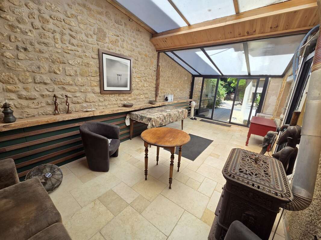 Maison 125 m² à Saint-Julien-L'ars  - photo 8