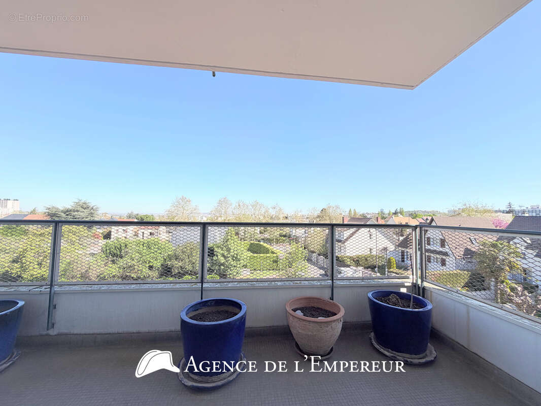 Appartement à RUEIL-MALMAISON