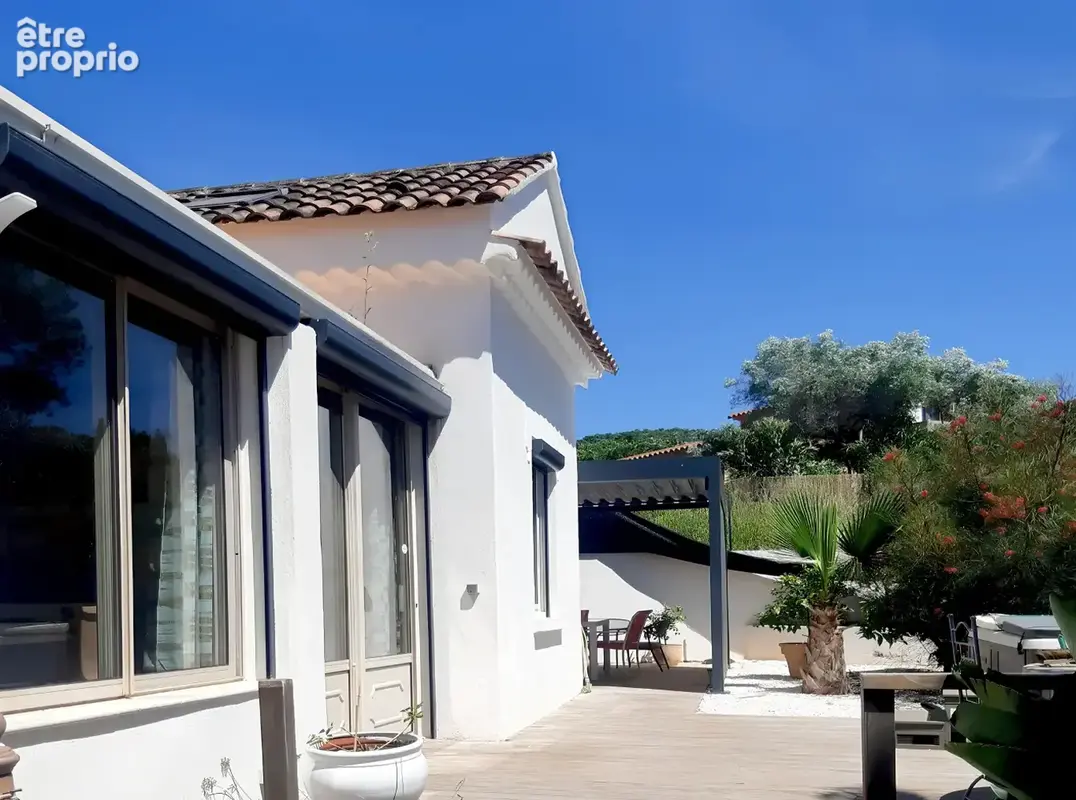 Photo Maison à Hyeres au prix de 520 000€
