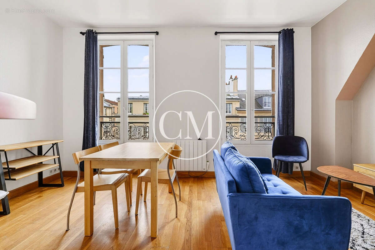 Appartement à VERSAILLES