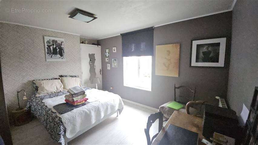 Maison à BUCHY
