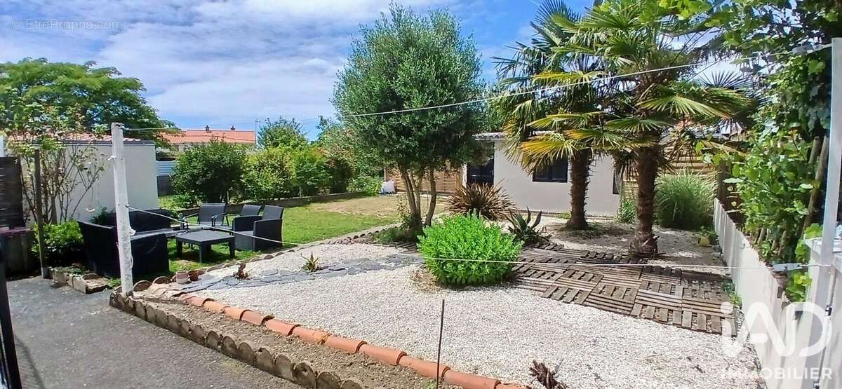 Maison 115 m² à Les Herbiers  - photo 2