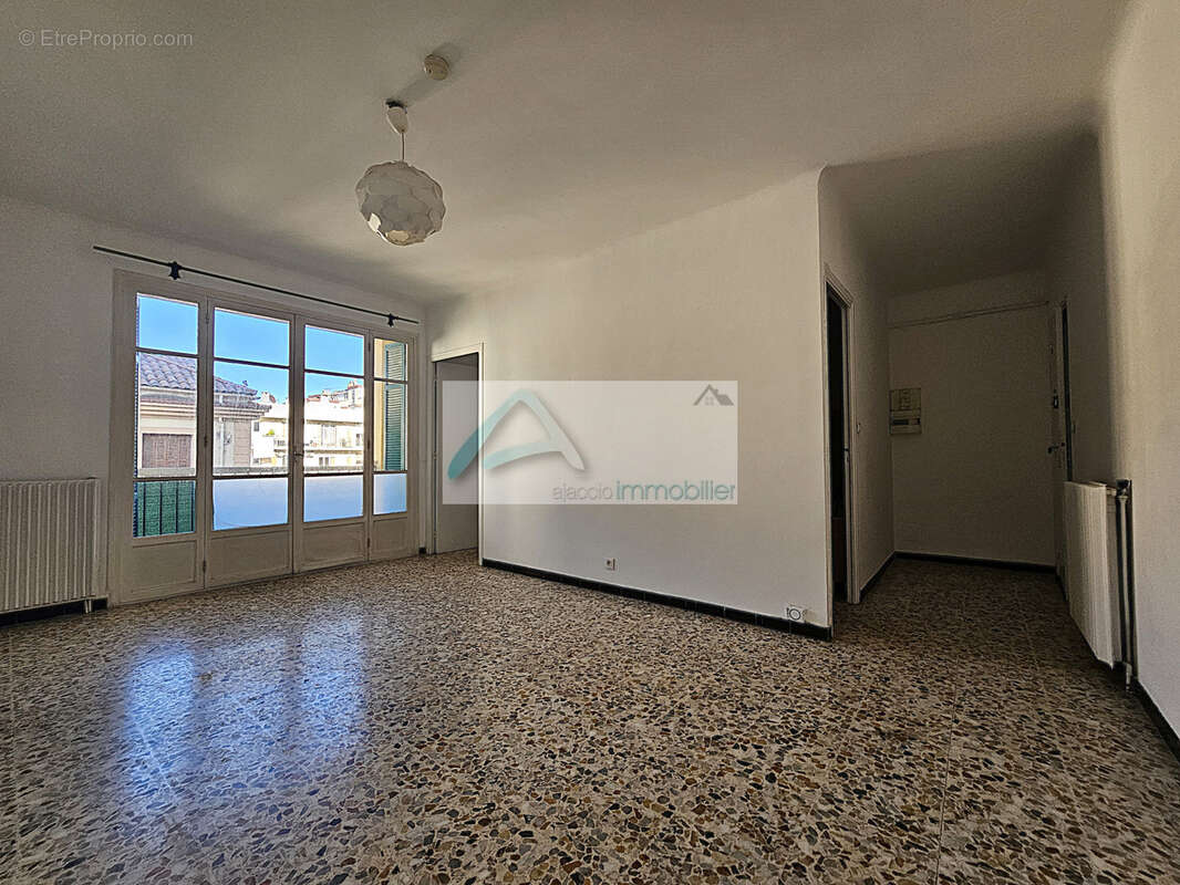 Appartement à AJACCIO