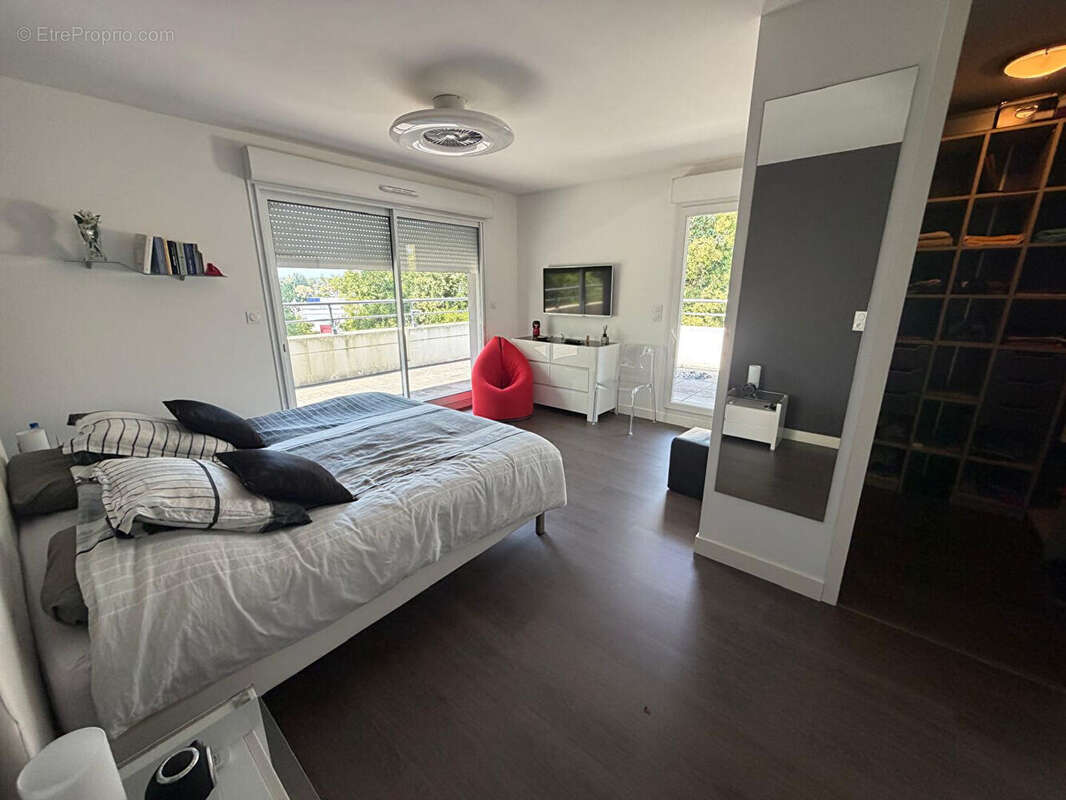 Bayonne , quartier des arènes  appartement attique d'exception - photo 10