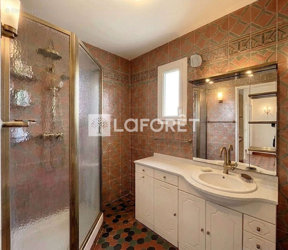 Appartement à VILLEJUIF