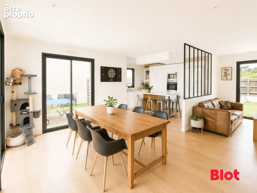 Maison 6 pièces 136 m² à vendre à Saint-Jouan-Des-Guerets (35430) - photo 1