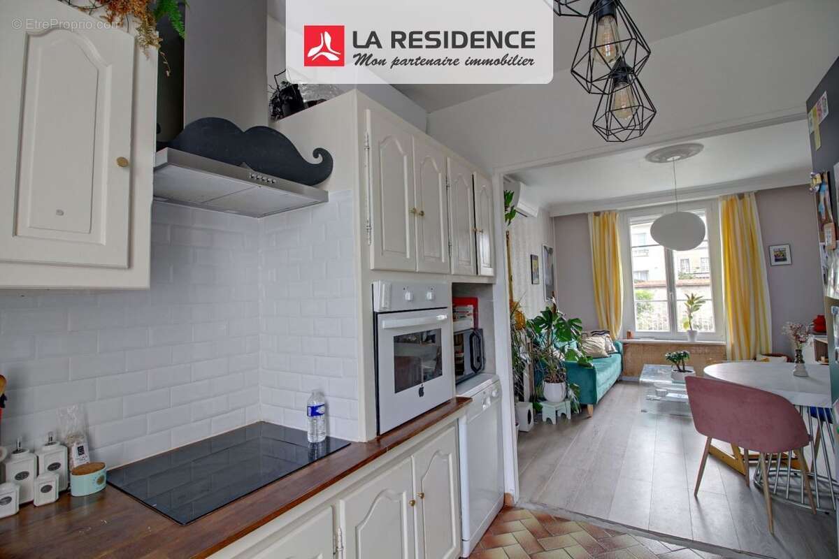 Maison à LES MUREAUX