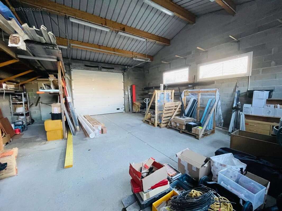 Commerce à GOURDAN-POLIGNAN