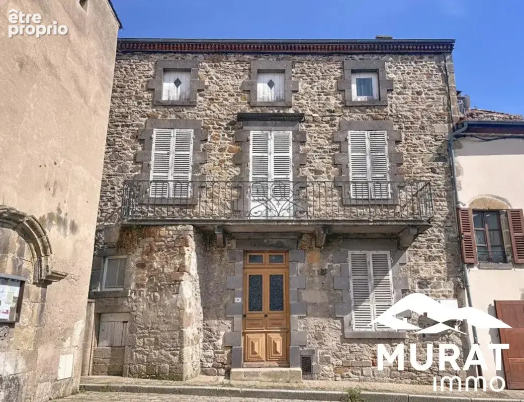 Maison 7 pièces 168 m² à vendre à Coudes (63114) - photo 2