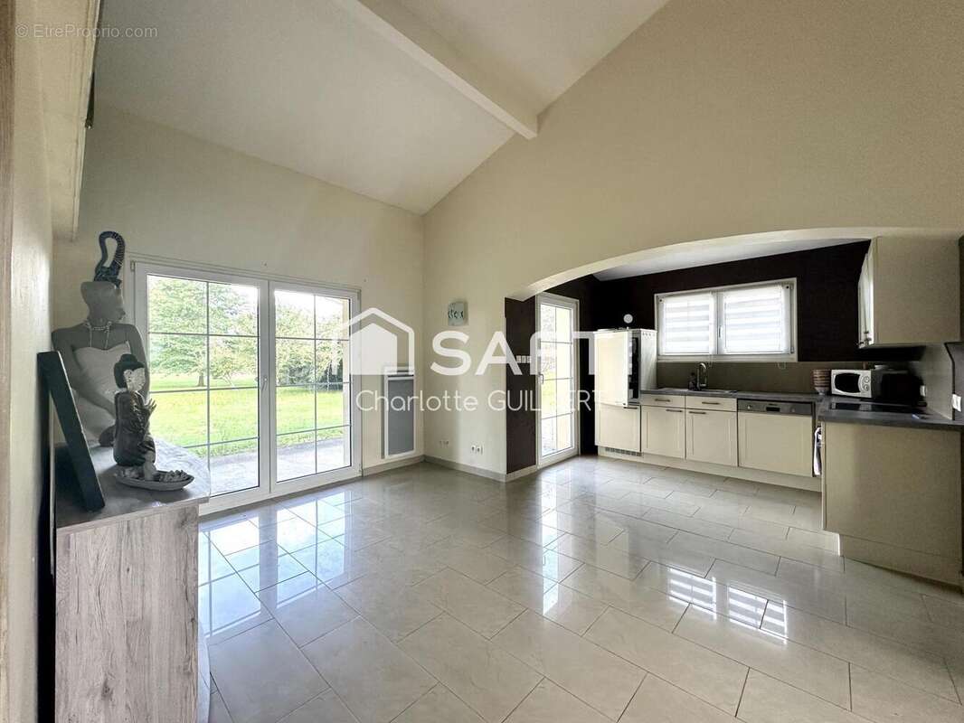 Photo 2 - Maison à GREZET-CAVAGNAN